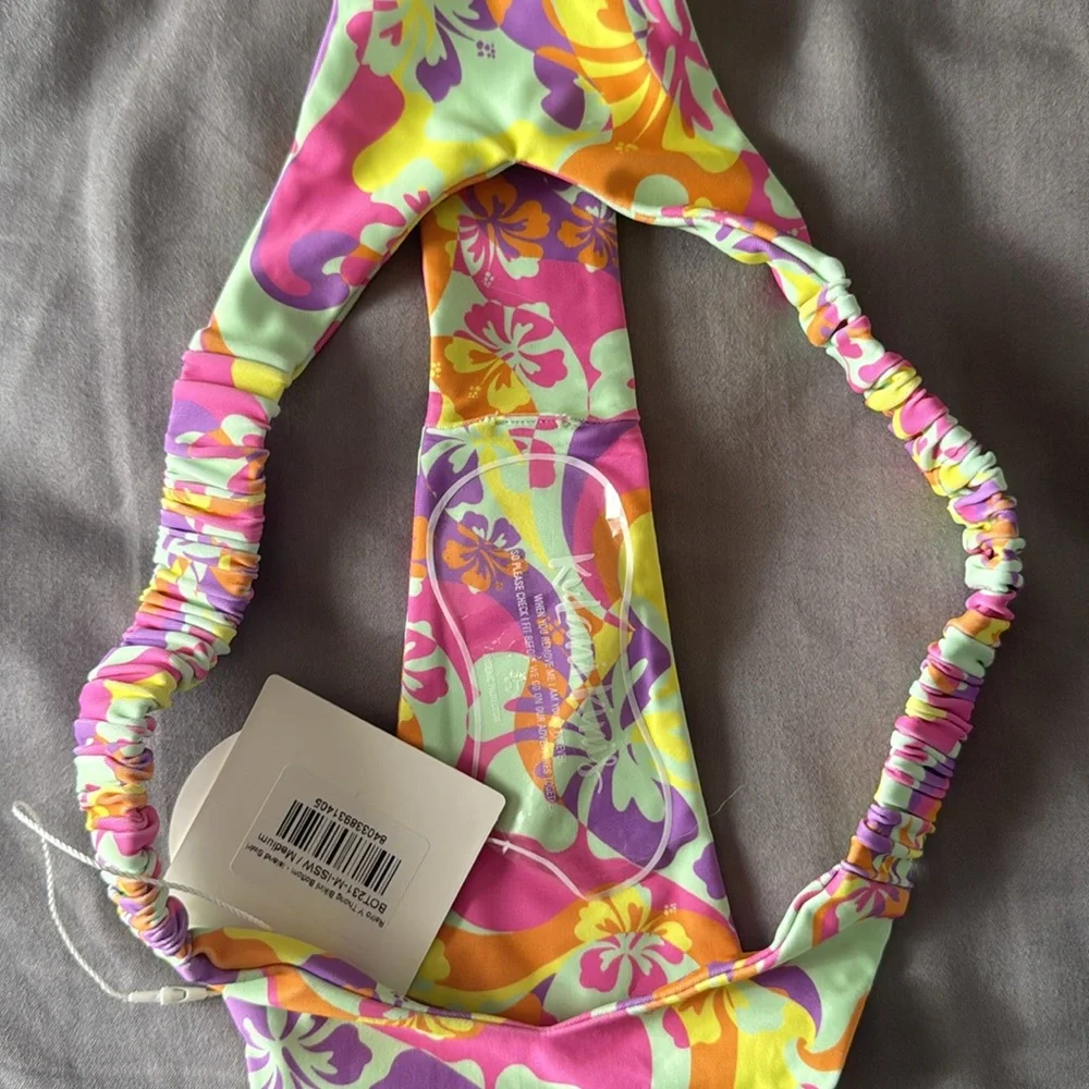 Kulani kinis retro y thong island swirl NWT MEDIUM - Picture 8 of 8